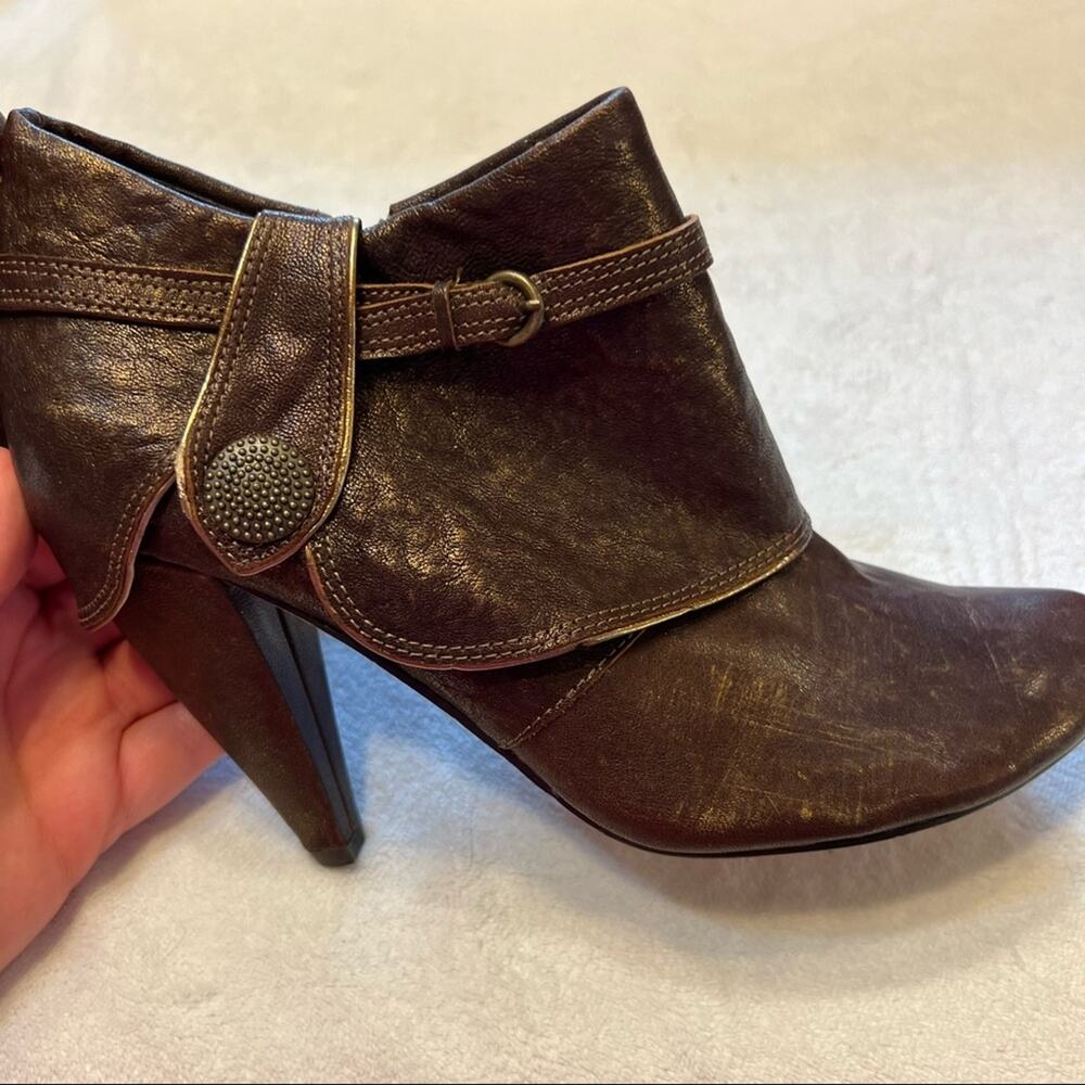 Seychelles Metallic Brown Leather Fold Over Ankle Booties w/ Heel Size 7.5